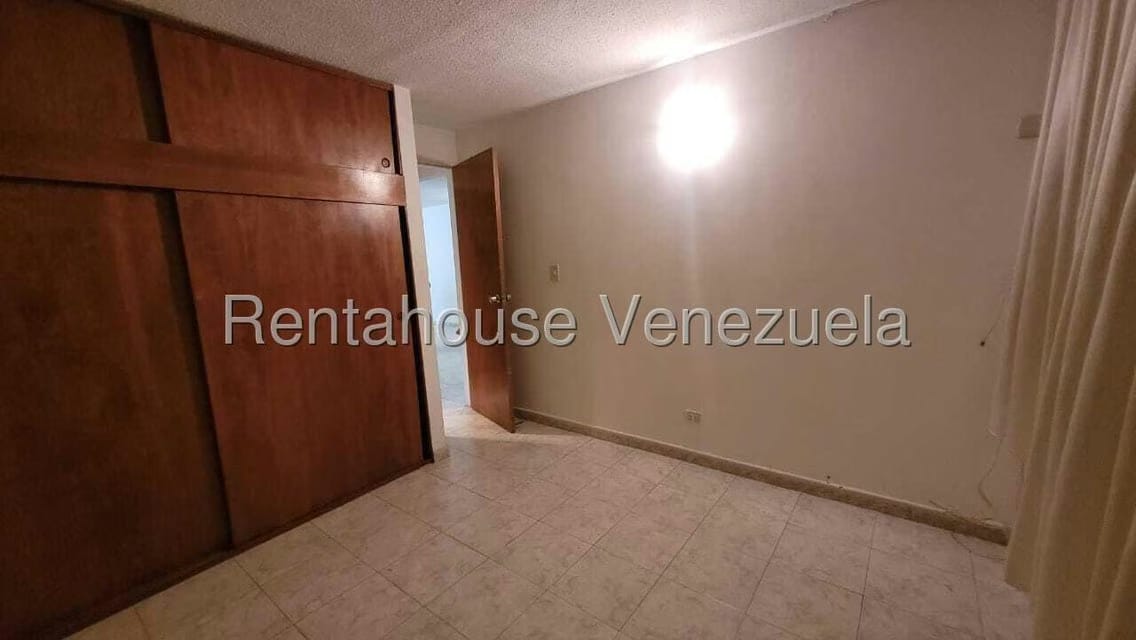 Apartamento (1 Nivel) en Venta en Terrazas del Este, Miranda - 12
