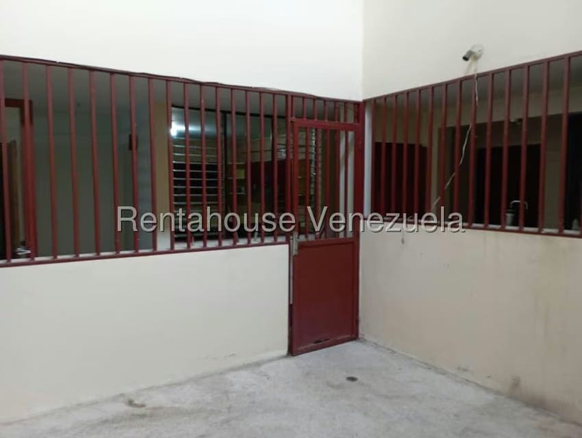 Casa (1 Nivel) en Venta en Avenida 5, Merida - 18