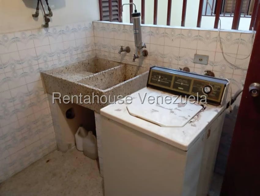 Casa (1 Nivel) en Venta en Avenida 5, Merida - 24