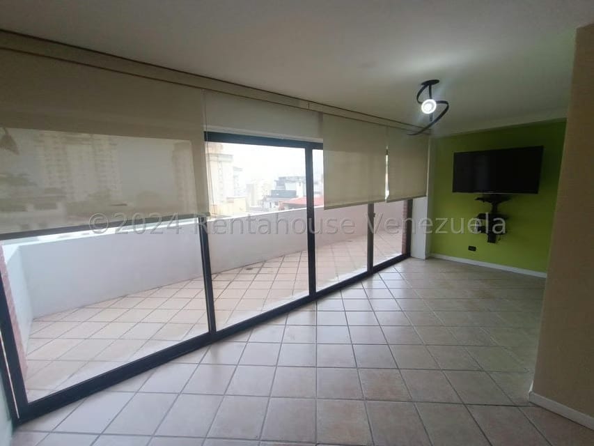 Apartamento (Multiples Niveles) en Venta en Las Acacias, Distrito Metropolitano - 11