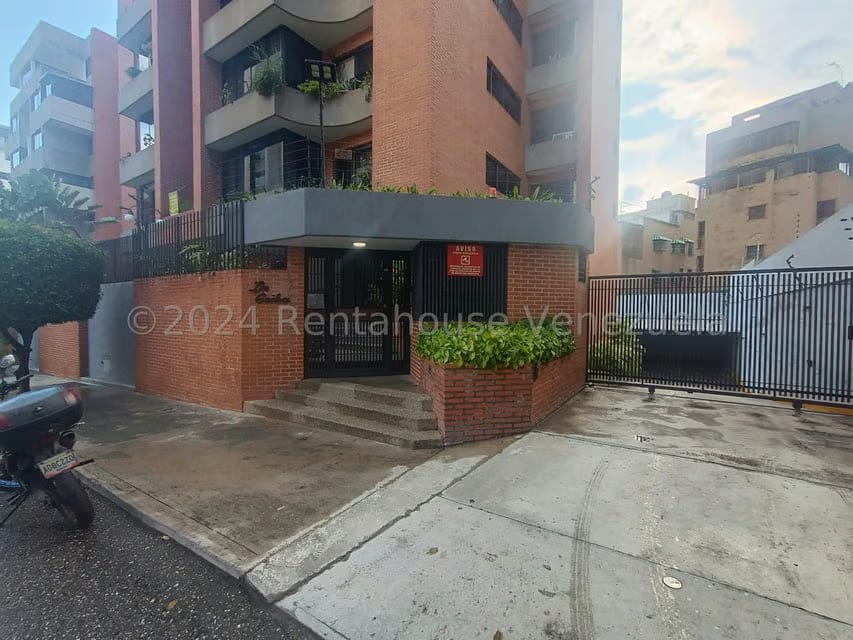 Apartamento (Multiples Niveles) en Venta en Las Acacias, Distrito Metropolitano - 3