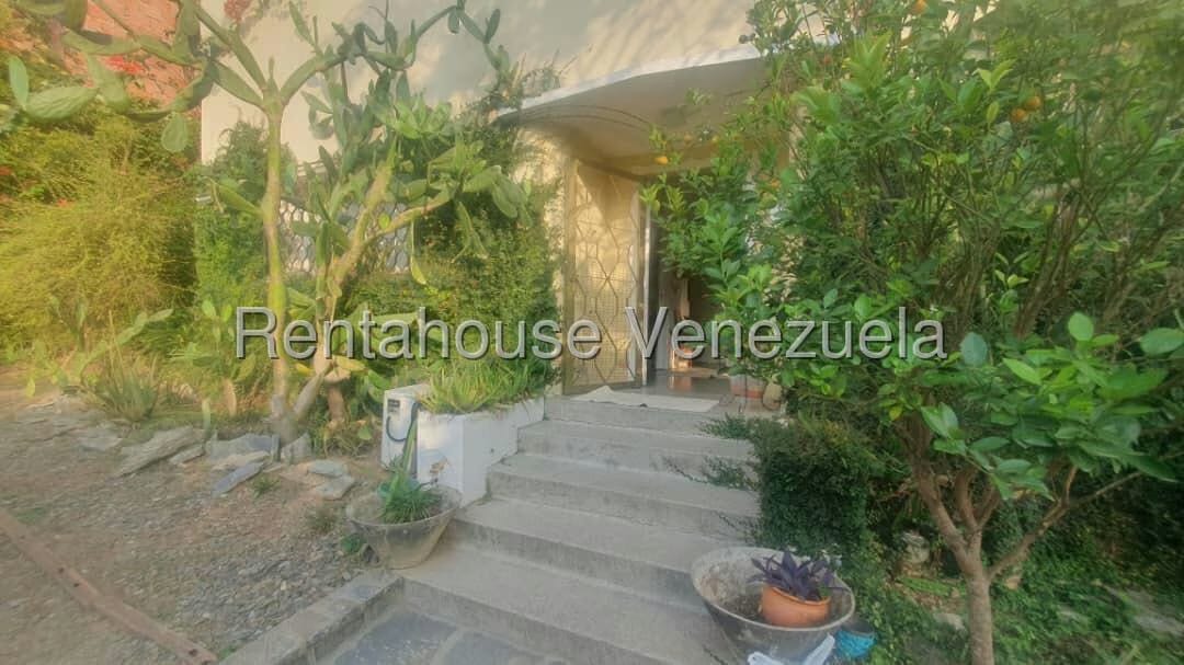 Casa (Multipes Niveles) en Venta en El Paraiso, Distrito Metropolitano - 2
