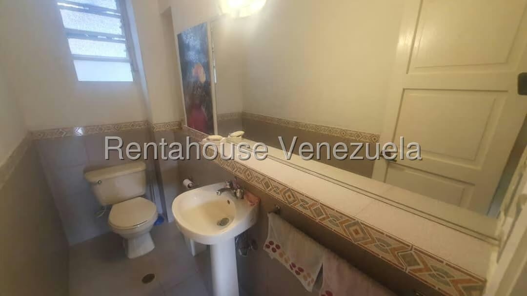 Casa (Multipes Niveles) en Venta en El Paraiso, Distrito Metropolitano - 19