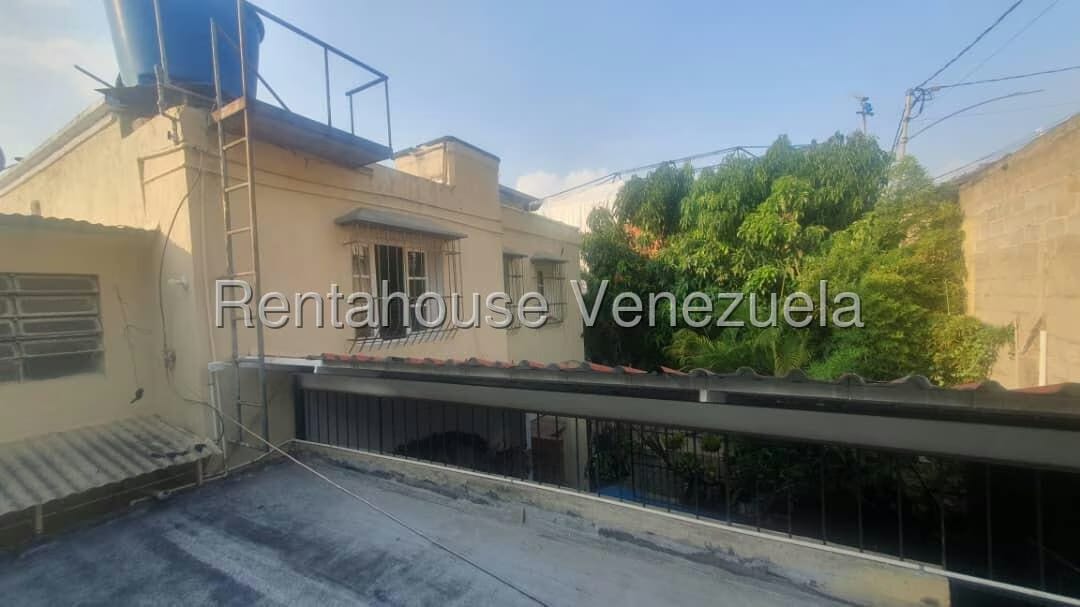 Casa (Multipes Niveles) en Venta en El Paraiso, Distrito Metropolitano - 35