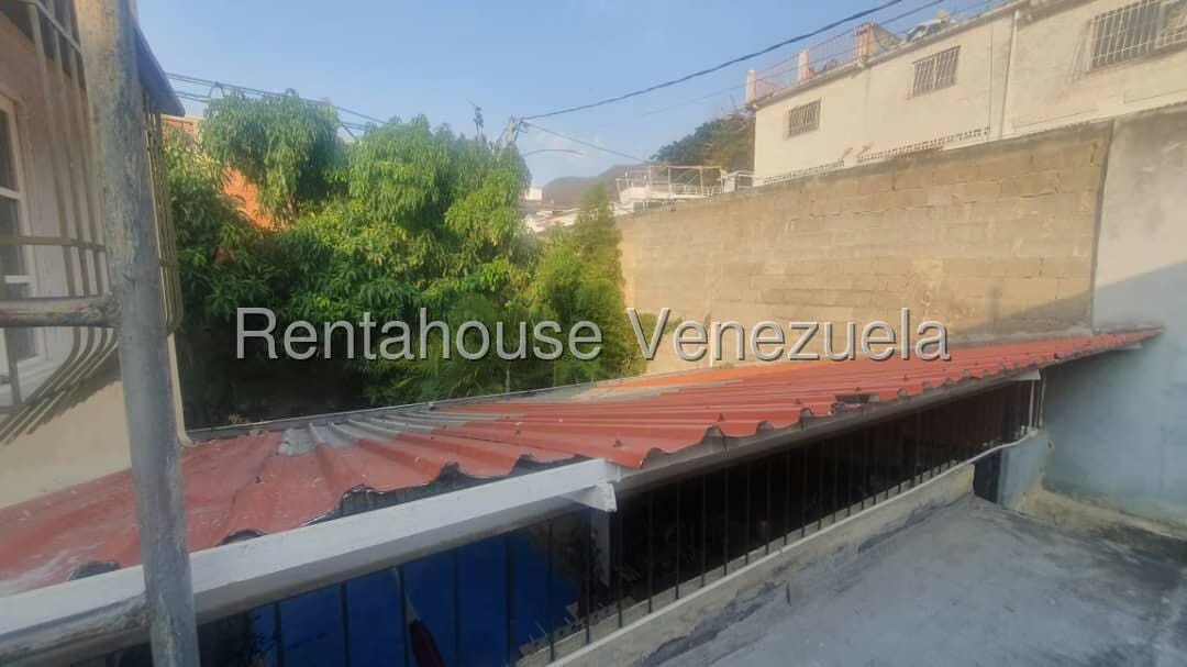 Casa (Multipes Niveles) en Venta en El Paraiso, Distrito Metropolitano - 39