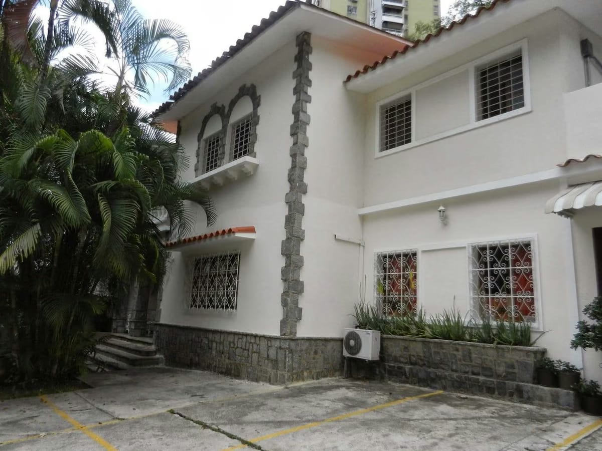 CASA EN VENTA-SELENE MARIN NOBREGA- MLS#23-9554