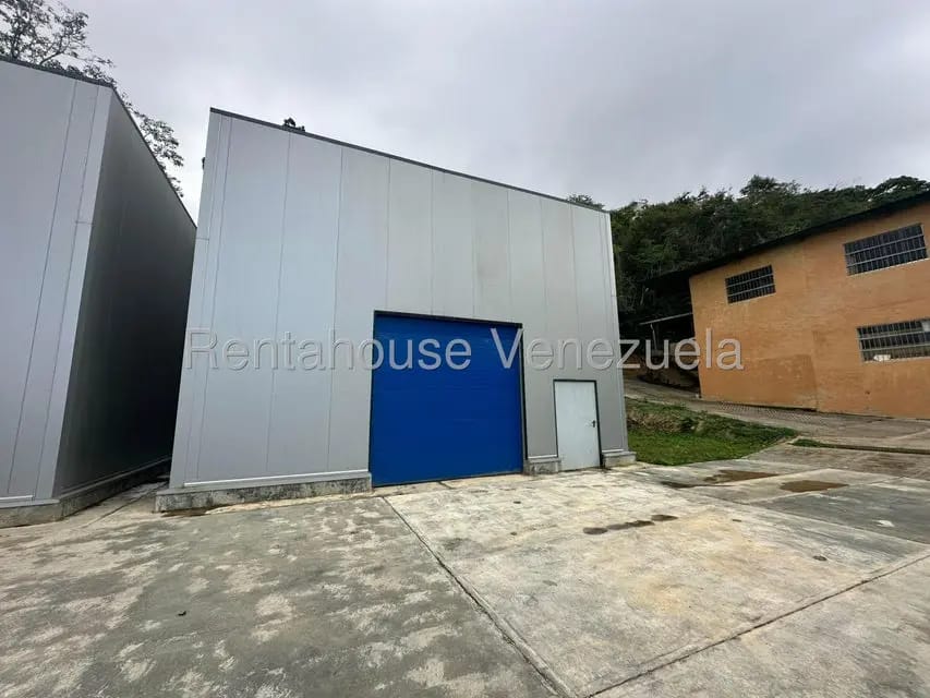 Comercial (Galpon - Deposito) en Venta en La Union, Distrito Metropolitano - 12