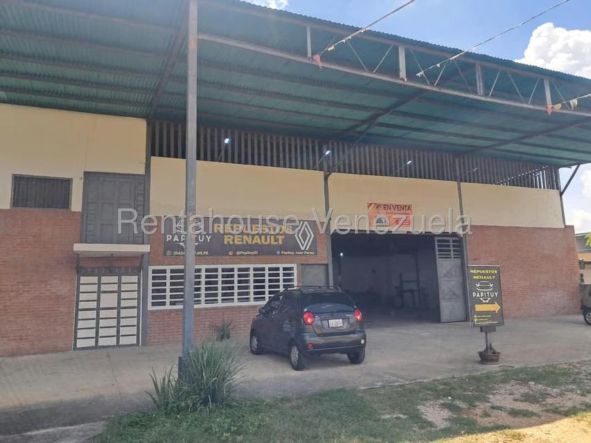 Comercial (Galpon - Deposito) en Venta en Santa Teresa del Tuy, Miranda