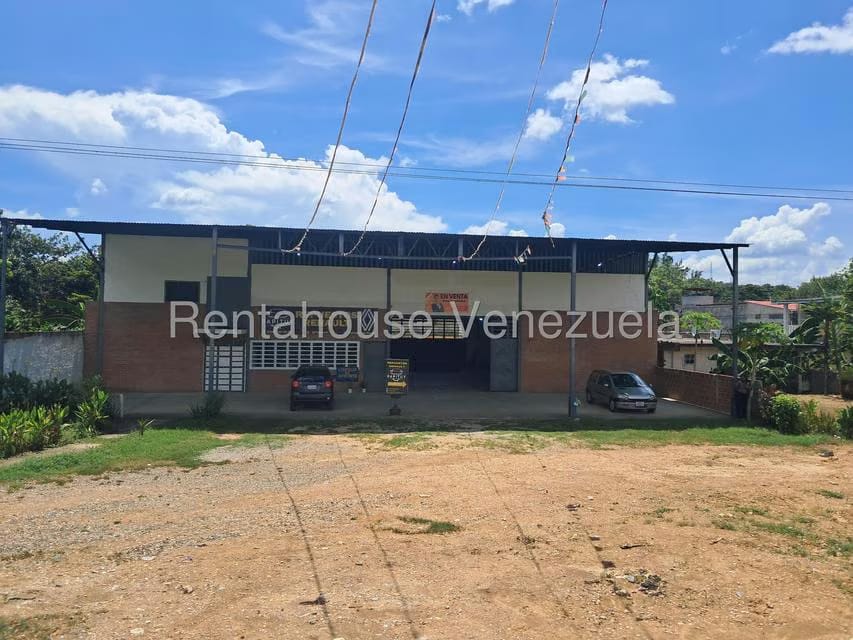 Comercial (Galpon - Deposito) en Venta en Santa Teresa del Tuy, Miranda - 2