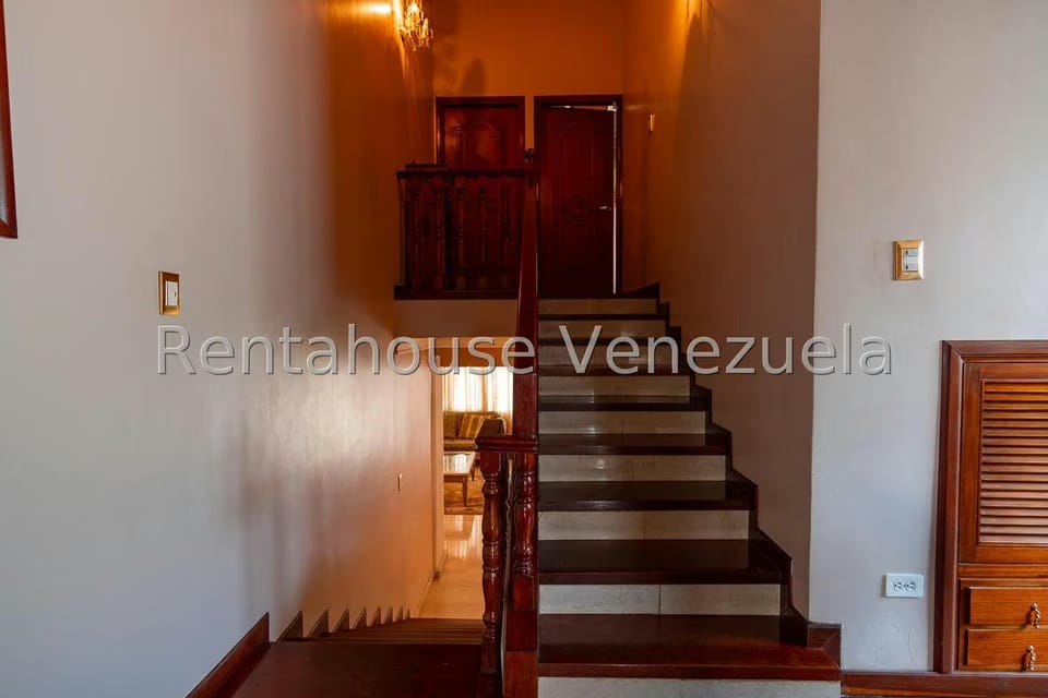 Casa (Multipes Niveles) en Venta en Alto Prado, Distrito Metropolitano - 32