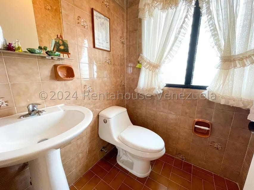 Apartamento (1 Nivel) en Venta en Los Naranjos del Cafetal, Distrito Metropolitano - 20