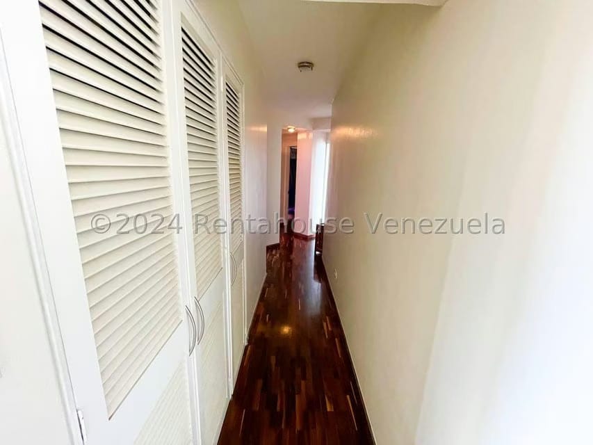 Apartamento (1 Nivel) en Venta en Los Naranjos del Cafetal, Distrito Metropolitano - 24
