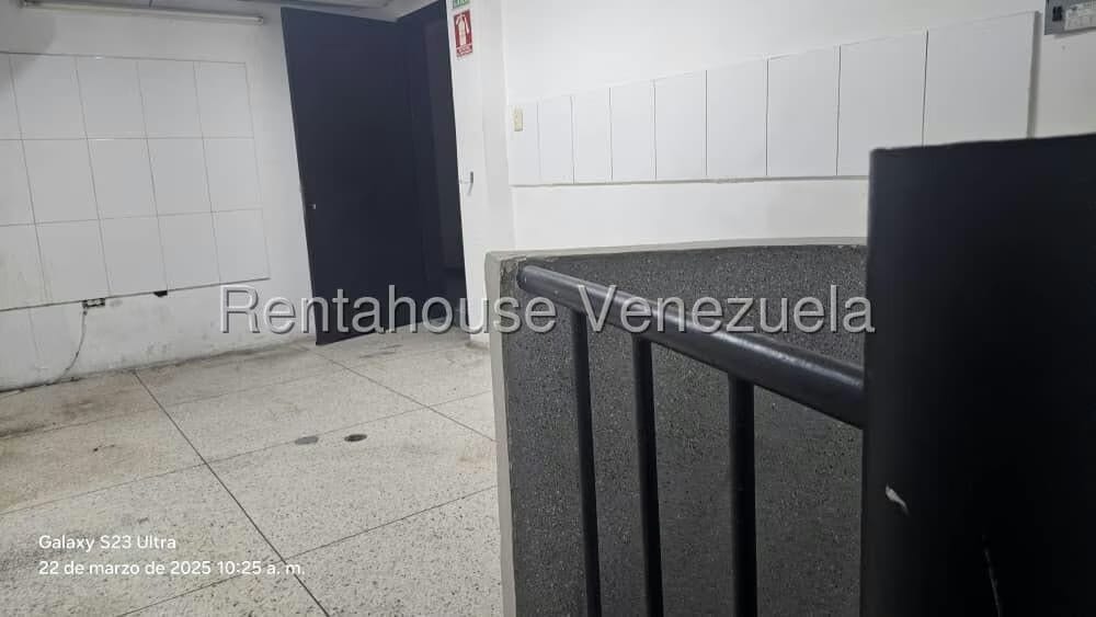 Comercial (Local Comercial) en Venta en El Castillejo, Miranda - 12