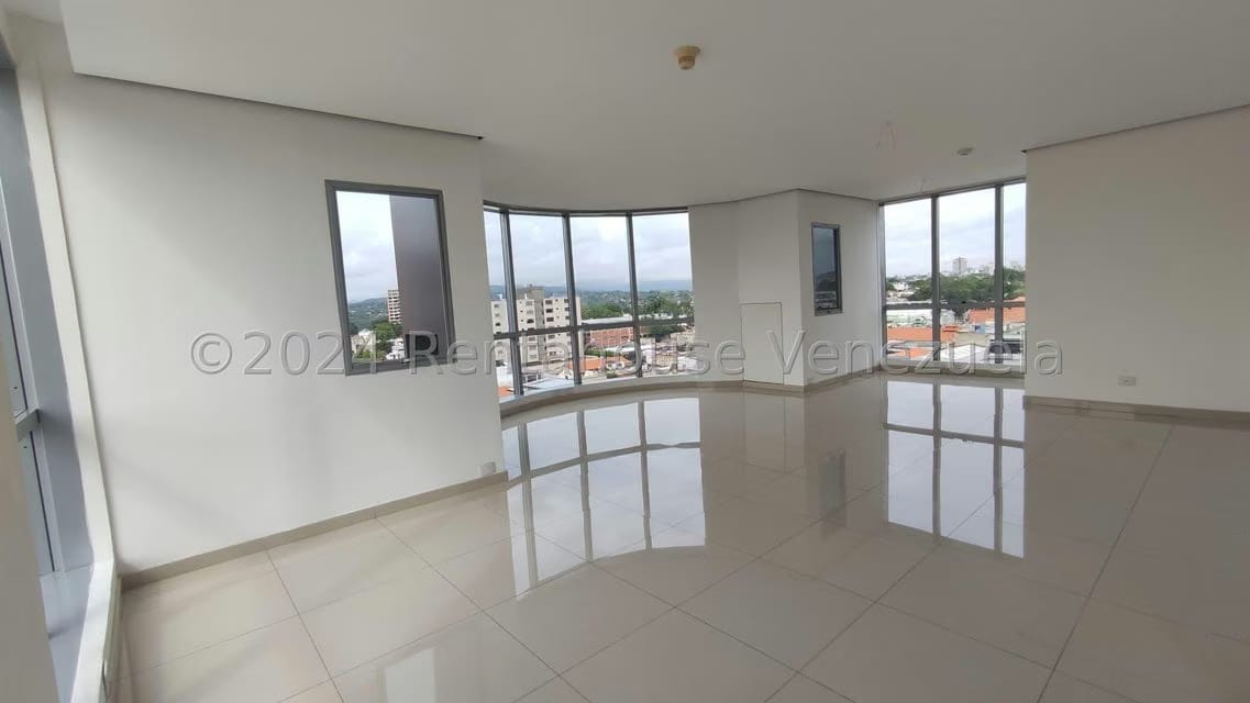 Comercial (Local Comercial) en Alquiler en Nueva Segovia, Lara - 17