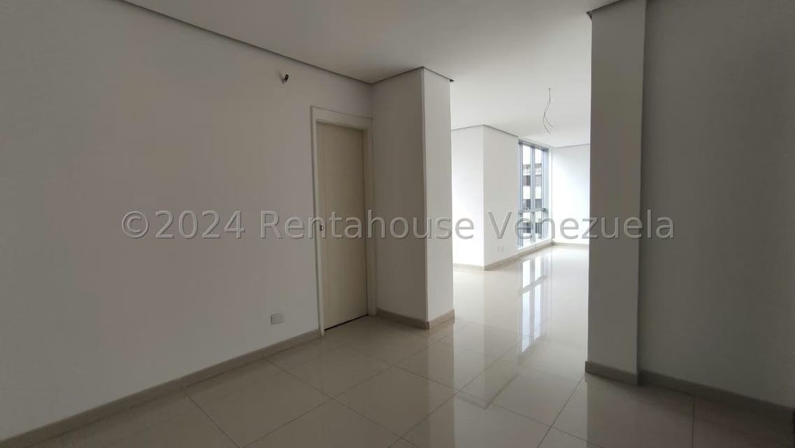 Comercial (Local Comercial) en Alquiler en Nueva Segovia, Lara - 10
