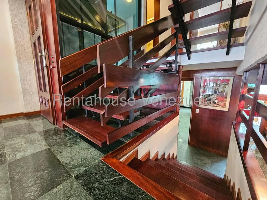 Casa (Multipes Niveles) en Venta en San Bernardino, Distrito Metropolitano - 12