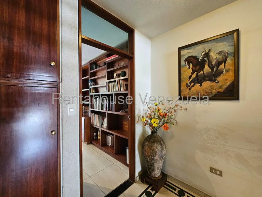 Casa (Multipes Niveles) en Venta en San Bernardino, Distrito Metropolitano - 34