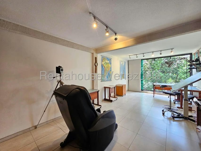 Casa (Multipes Niveles) en Venta en San Bernardino, Distrito Metropolitano - 36