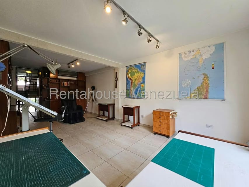 Casa (Multipes Niveles) en Venta en San Bernardino, Distrito Metropolitano - 39