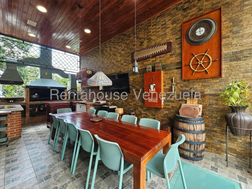 Casa (Multipes Niveles) en Venta en San Bernardino, Distrito Metropolitano - 60