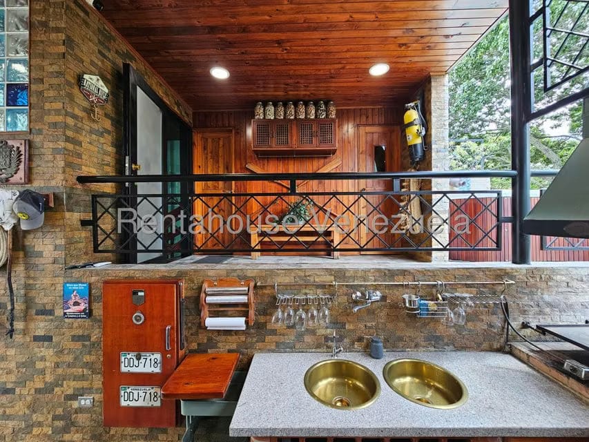 Casa (Multipes Niveles) en Venta en San Bernardino, Distrito Metropolitano - 65