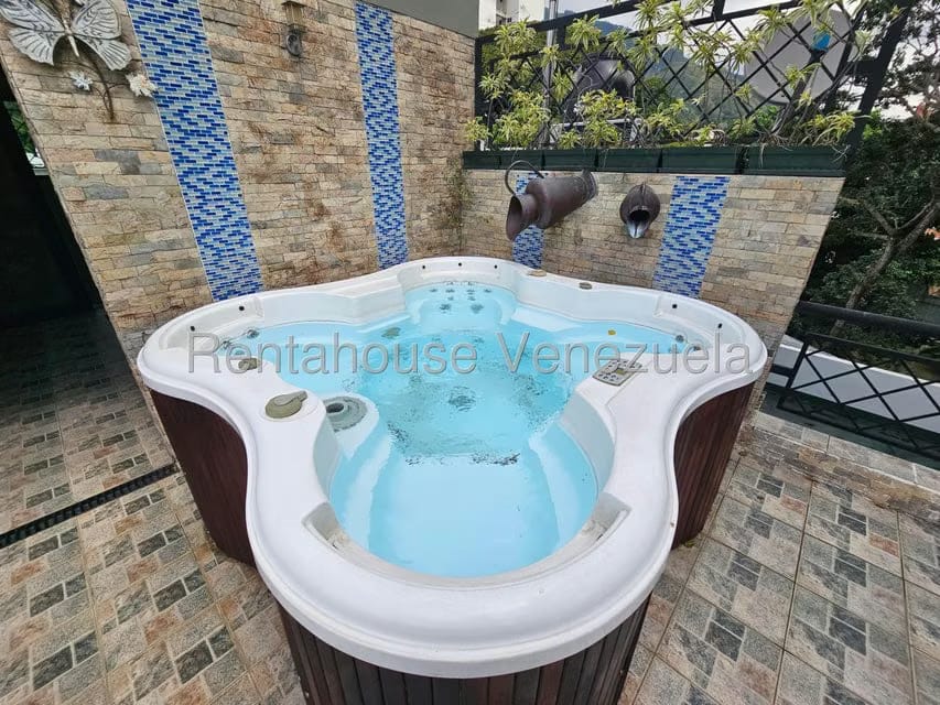 Casa (Multipes Niveles) en Venta en San Bernardino, Distrito Metropolitano - 78