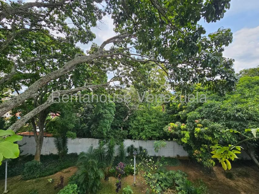 Casa (Multipes Niveles) en Venta en San Bernardino, Distrito Metropolitano - 80