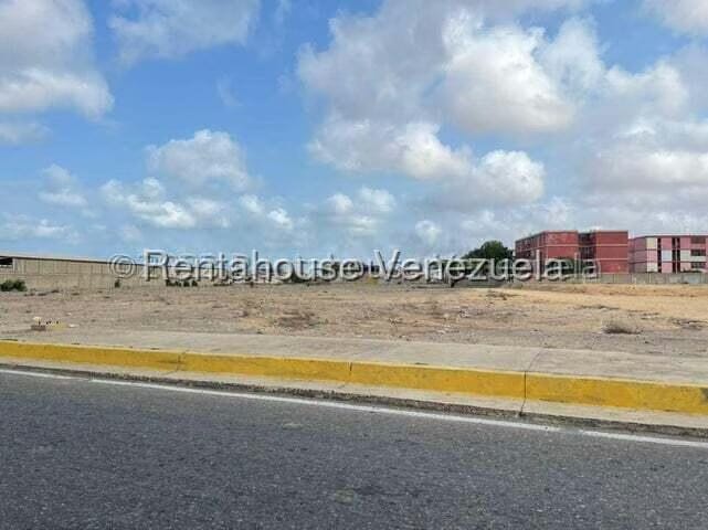 Terreno (Comercial) en Venta en Bella Vista, Falcon - 4
