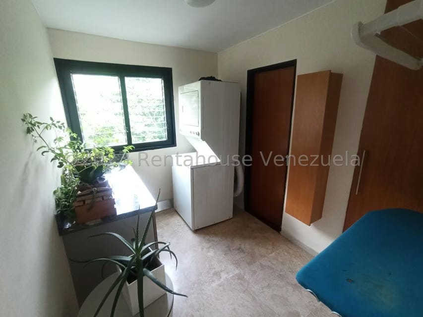 Apartamento (1 Nivel) en Venta en Los Chorros, Distrito Metropolitano - 11