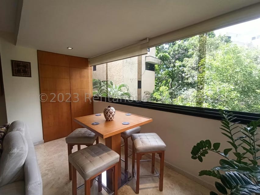 Apartamento (1 Nivel) en Venta en Los Chorros, Distrito Metropolitano - 9