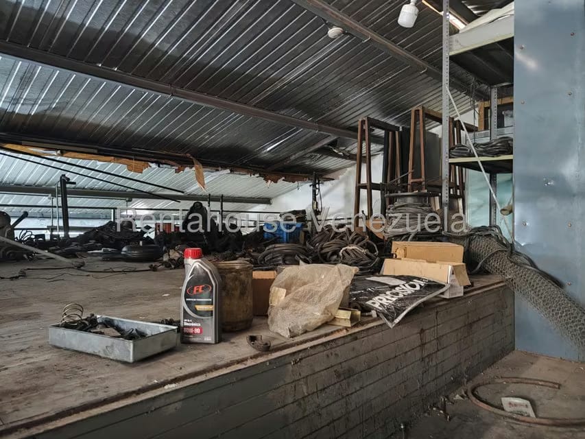 Comercial (Local Comercial) en Venta en La Florida, Distrito Metropolitano - 11