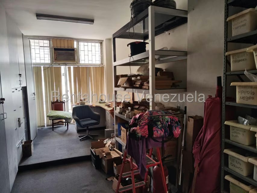 Comercial (Local Comercial) en Venta en La Florida, Distrito Metropolitano - 8