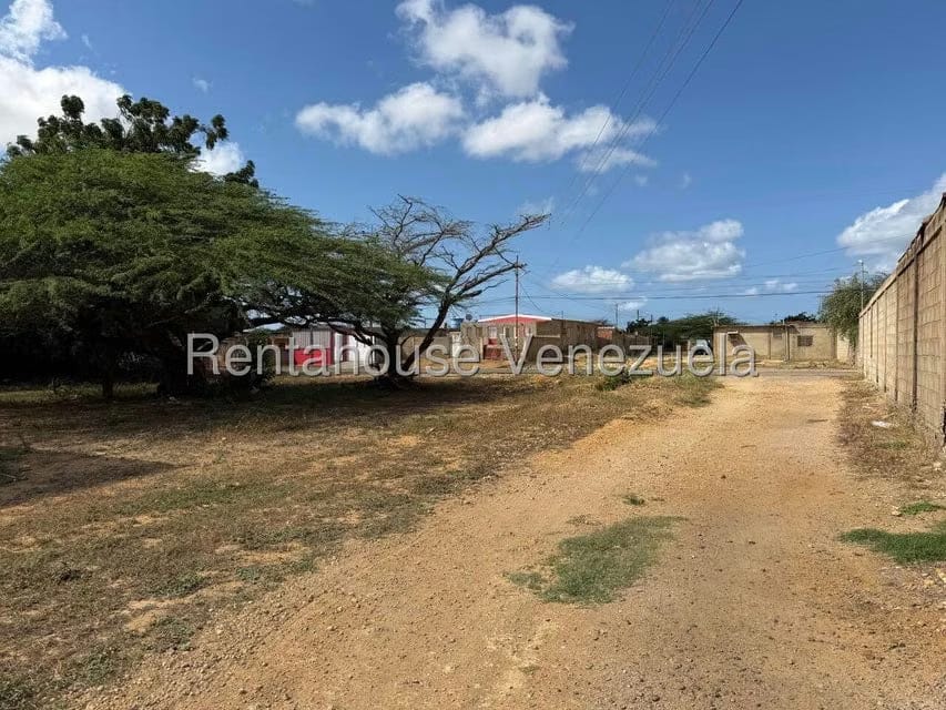 Terreno (Residencial) en Venta en Santa Elena, Falcon