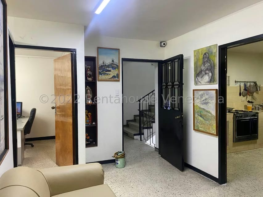 Comercial (Local Comercial) en Venta en Parroquia Santa Teresa, Distrito Metropolitano - 16