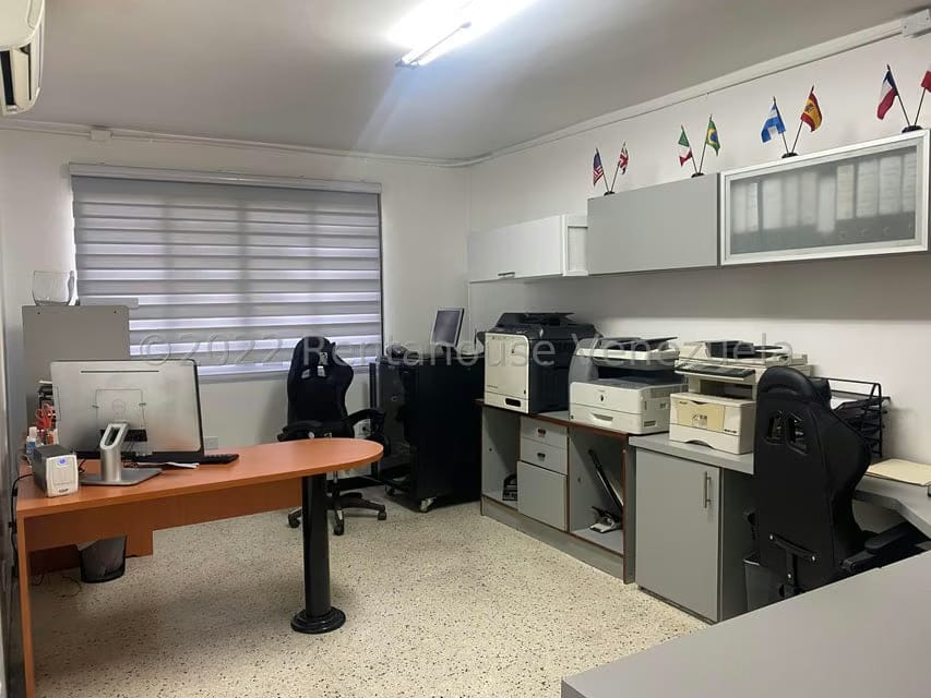 Comercial (Local Comercial) en Venta en Parroquia Santa Teresa, Distrito Metropolitano - 18