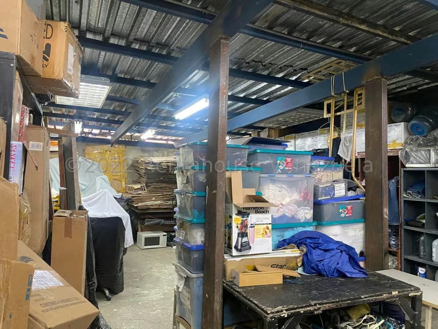 Comercial (Local Comercial) en Venta en Parroquia Santa Teresa, Distrito Metropolitano - 31