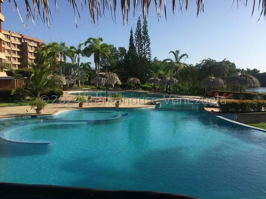 Apartamento (1 Nivel) en Venta en Los Canales de Rio Chico, Miranda - 12