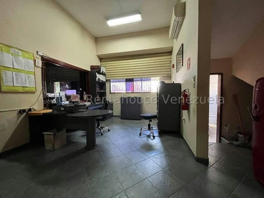 Comercial (Local Comercial) en Venta en Parroquia Juan Bautista Rodriguez, Lara - 28