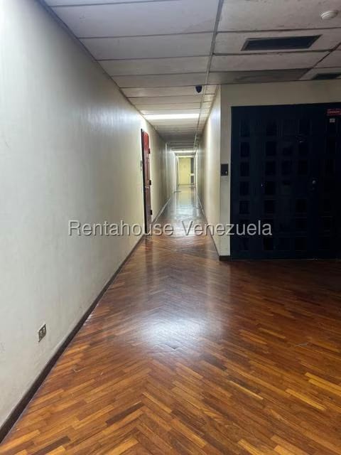 Comercial (Oficina) en Alquiler en Sabana Grande, Distrito Metropolitano - 5