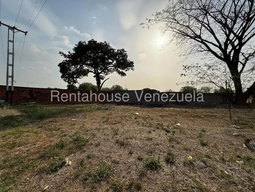 Comercial (Galpon - Deposito) en Alquiler en Circunvalacion Sur, Portuguesa - 22