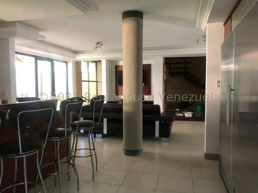 Casa (Duplex) en Venta en Altos de Guataparo, Carabobo - 12