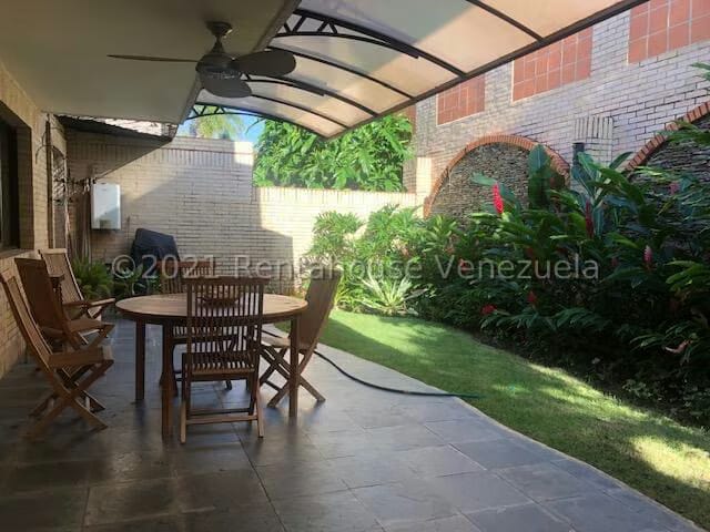 Casa (Duplex) en Venta en Altos de Guataparo, Carabobo - 16