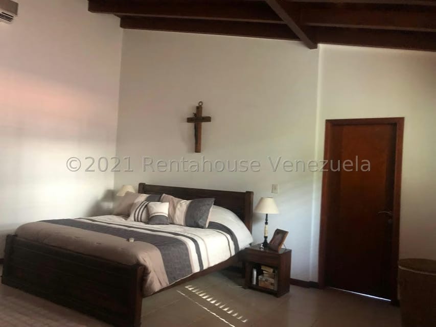 Casa (Duplex) en Venta en Altos de Guataparo, Carabobo - 22