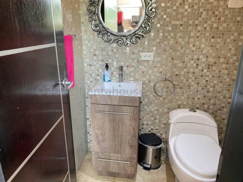 Apartamento (Multiples Niveles) en Venta en Los Naranjos de Las Mercedes, Distrito Metropolitano - 35