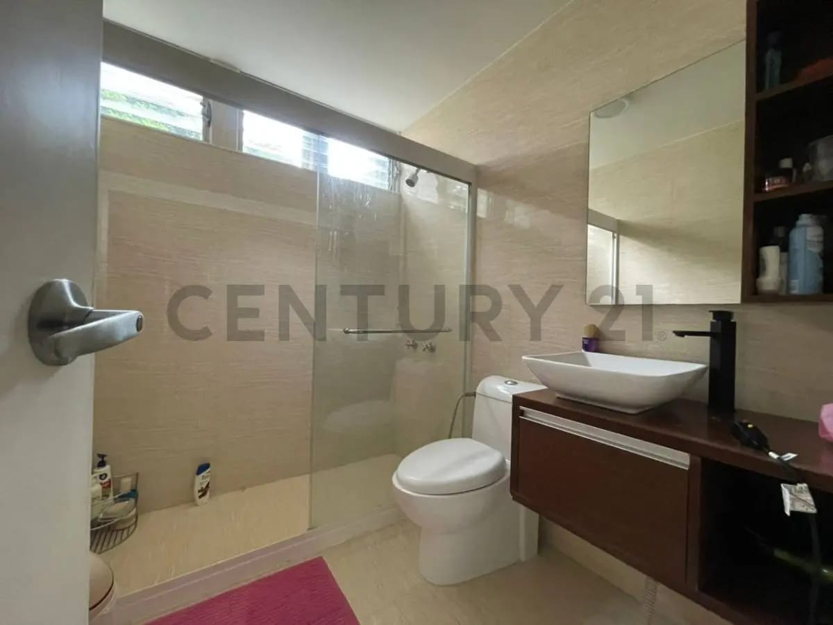 Alquilo Exclusivo apartamento amoblado en Chuao - 9