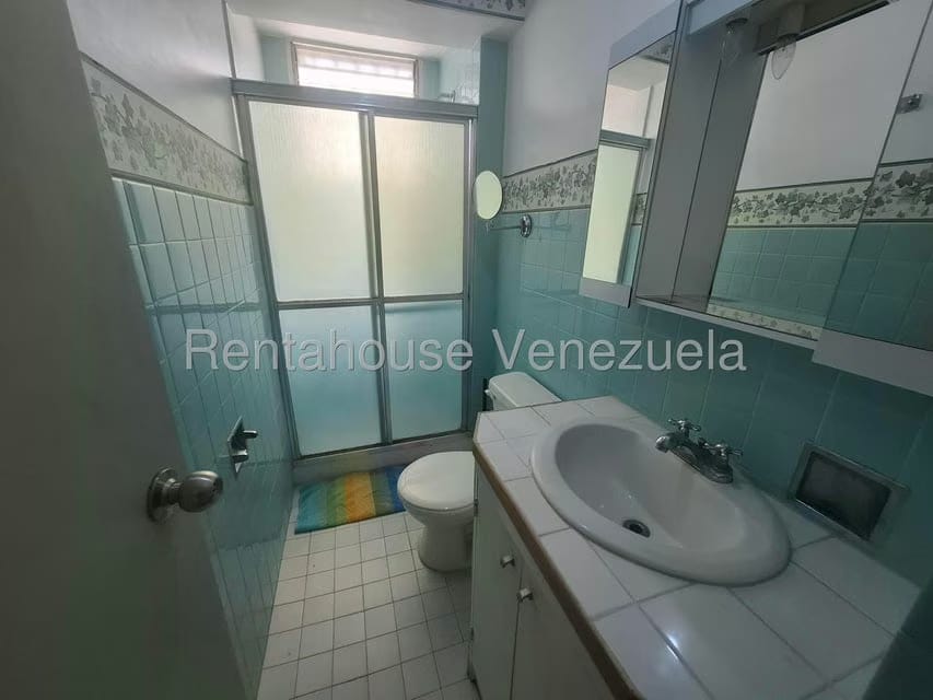 Apartamento (1 Nivel) en Alquiler en Santa Fe Norte, Distrito Metropolitano - 25