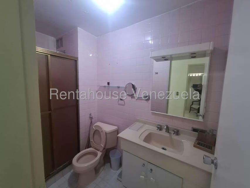 Apartamento (1 Nivel) en Alquiler en Santa Fe Norte, Distrito Metropolitano - 26