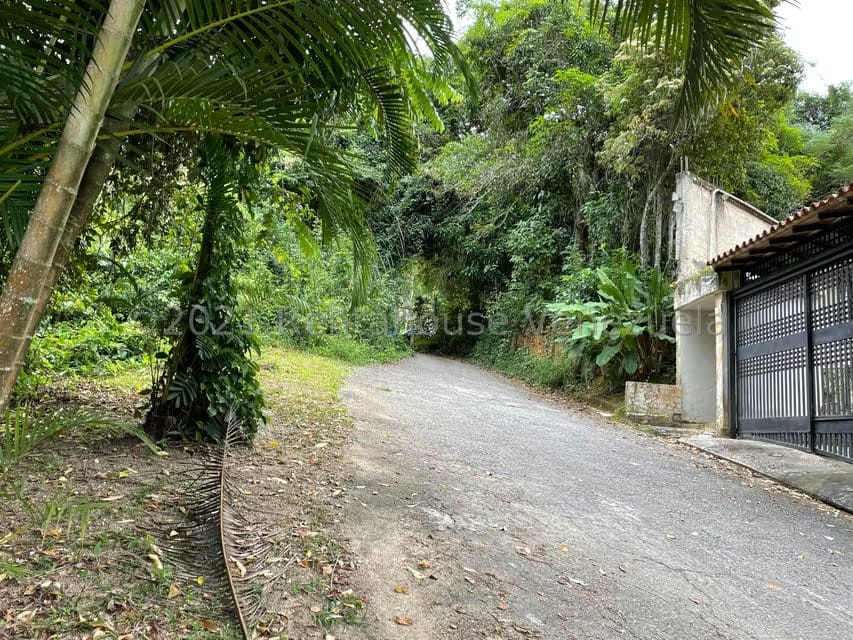 Terreno (Residencial) en Venta en Tusmare, Distrito Metropolitano - 9