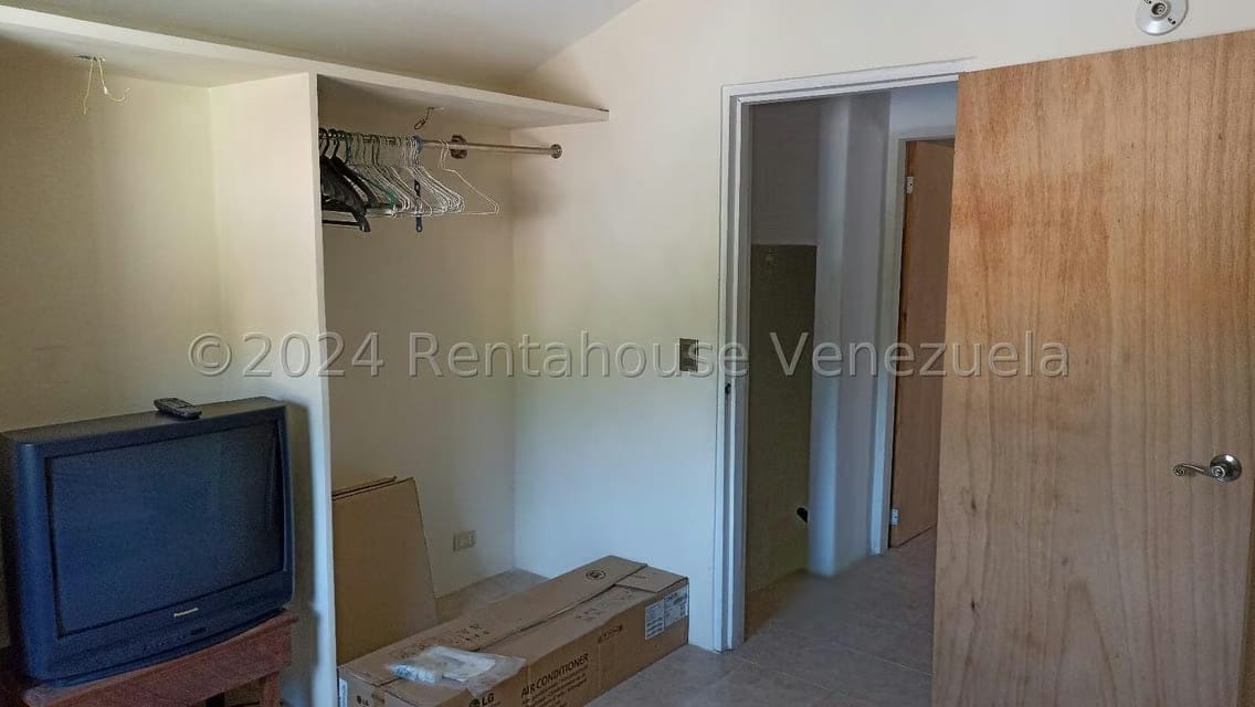 Casa (Multipes Niveles) en Venta en Valles de Chara, Miranda - 8