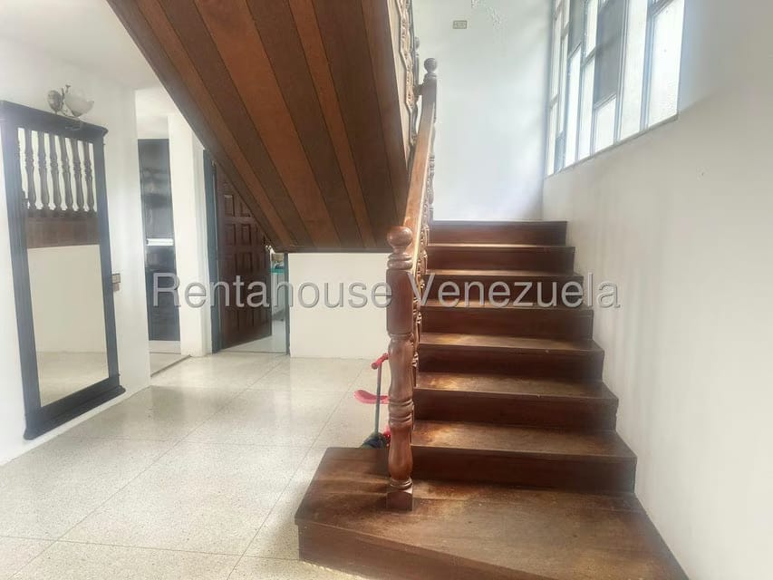 Casa (Multipes Niveles) en Venta en Los Anaucos, Miranda - 14